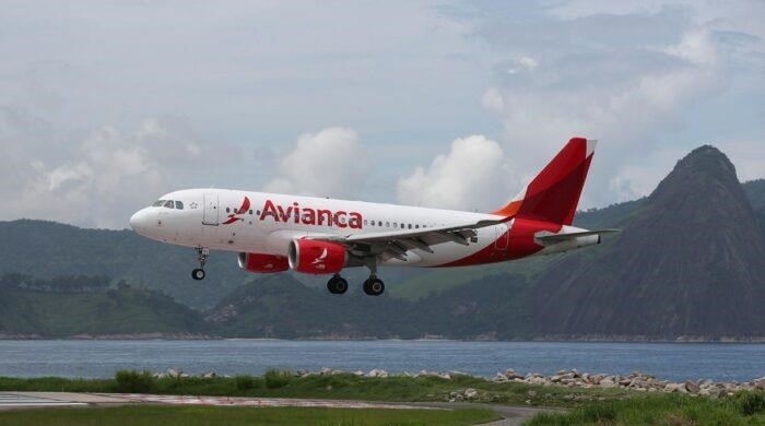 Dos vuelos semanales Manta-Galápagos habilita aerolínea internacional