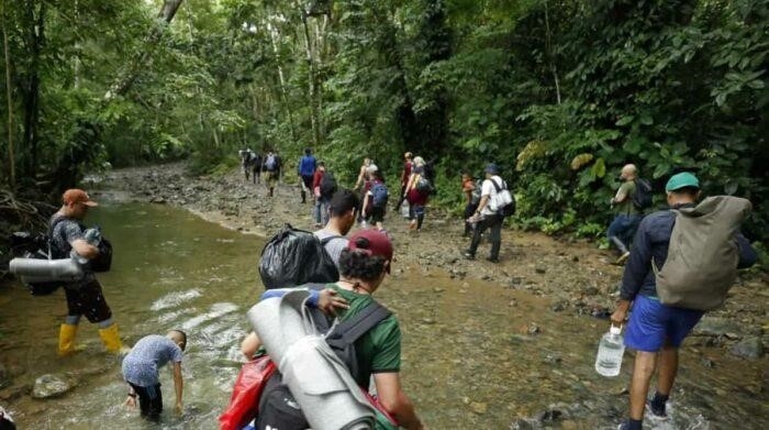 25 105 ecuatorianos cruzaron la selva del Darién hasta junio de 2023